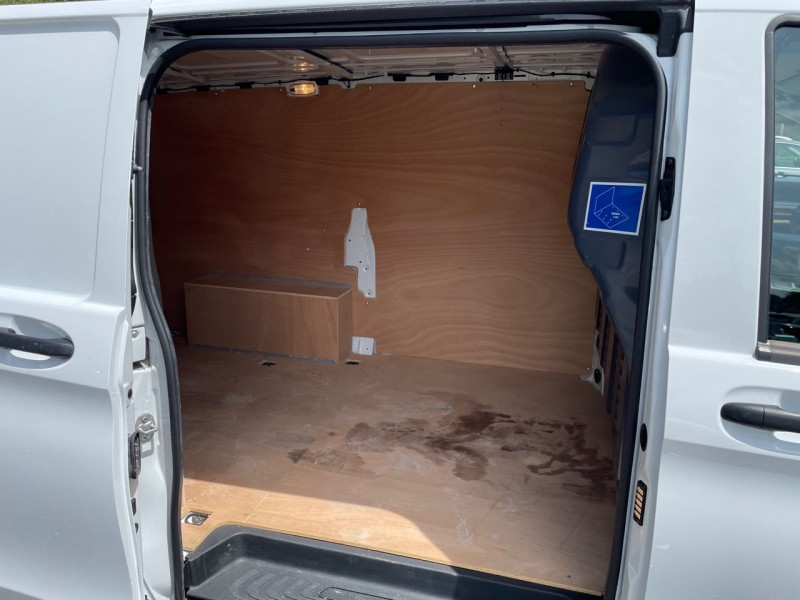 Photo 9 de l'offre de MERCEDES-BENZ VITO FG 114 CDI LONG PRO TRACTION à 29990€ chez Jeammet automobiles