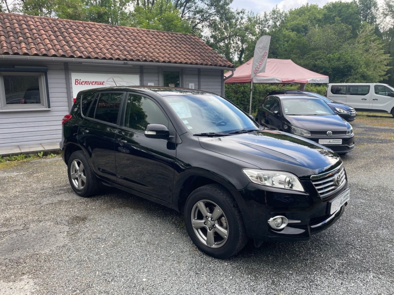 Photo 2 de l'offre de TOYOTA RAV4 150 D-4D FAP LOUNGE 4WD 2012 à 15790€ chez Jeammet automobiles