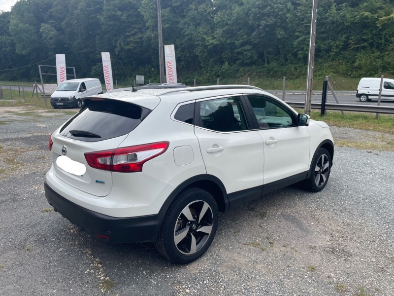 Photo 3 de l'offre de NISSAN QASHQAI 1.5 DCI 110CH CONNECT EDITION à 12490€ chez Jeammet automobiles