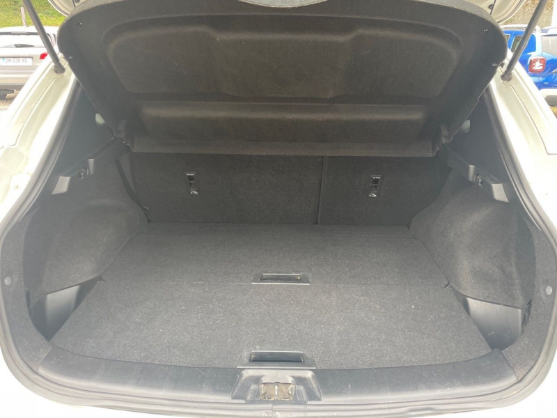 Photo 15 de l'offre de NISSAN QASHQAI 1.5 DCI 110CH CONNECT EDITION à 12490€ chez Jeammet automobiles