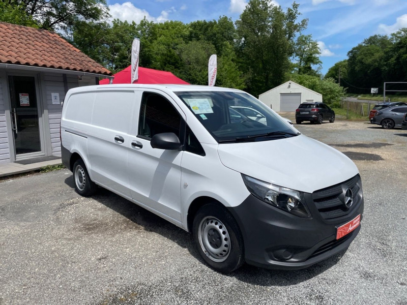 Photo 2 de l'offre de MERCEDES-BENZ VITO FG 114 CDI LONG PRO TRACTION à 26990€ chez Jeammet automobiles