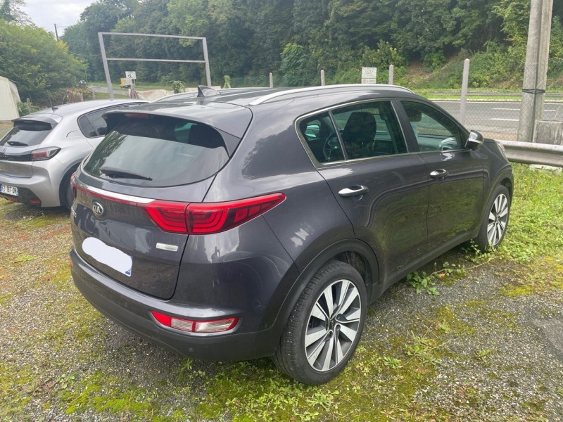 Photo 3 de l'offre de KIA SPORTAGE 1.7 CRDI 115CH ISG PREMIUM 4X2 à 17490€ chez Jeammet automobiles