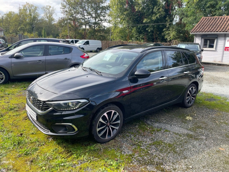 Photo 1 de l'offre de FIAT TIPO SW 1.6 MULTIJET 120CH LOUNGE S/S DCT à 11990€ chez Jeammet automobiles