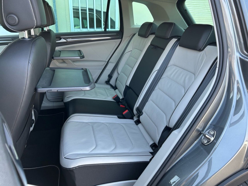 Photo 6 de l'offre de VOLKSWAGEN TIGUAN 2.0 TDI 150CH CARAT EXCLUSIVE DSG7 EURO6D-T à 30990€ chez BOBBIA SAS