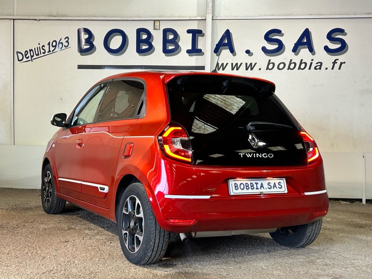 Renault TWINGO III 0.9 TCE 95 INTENS EDC 20 d’occasion à Vauvillers BOBBIA SAS Renault TWINGO III 0.9 TCE 95 INTENS EDC 20 d’occasion à Vauvillers BOBBIA SAS