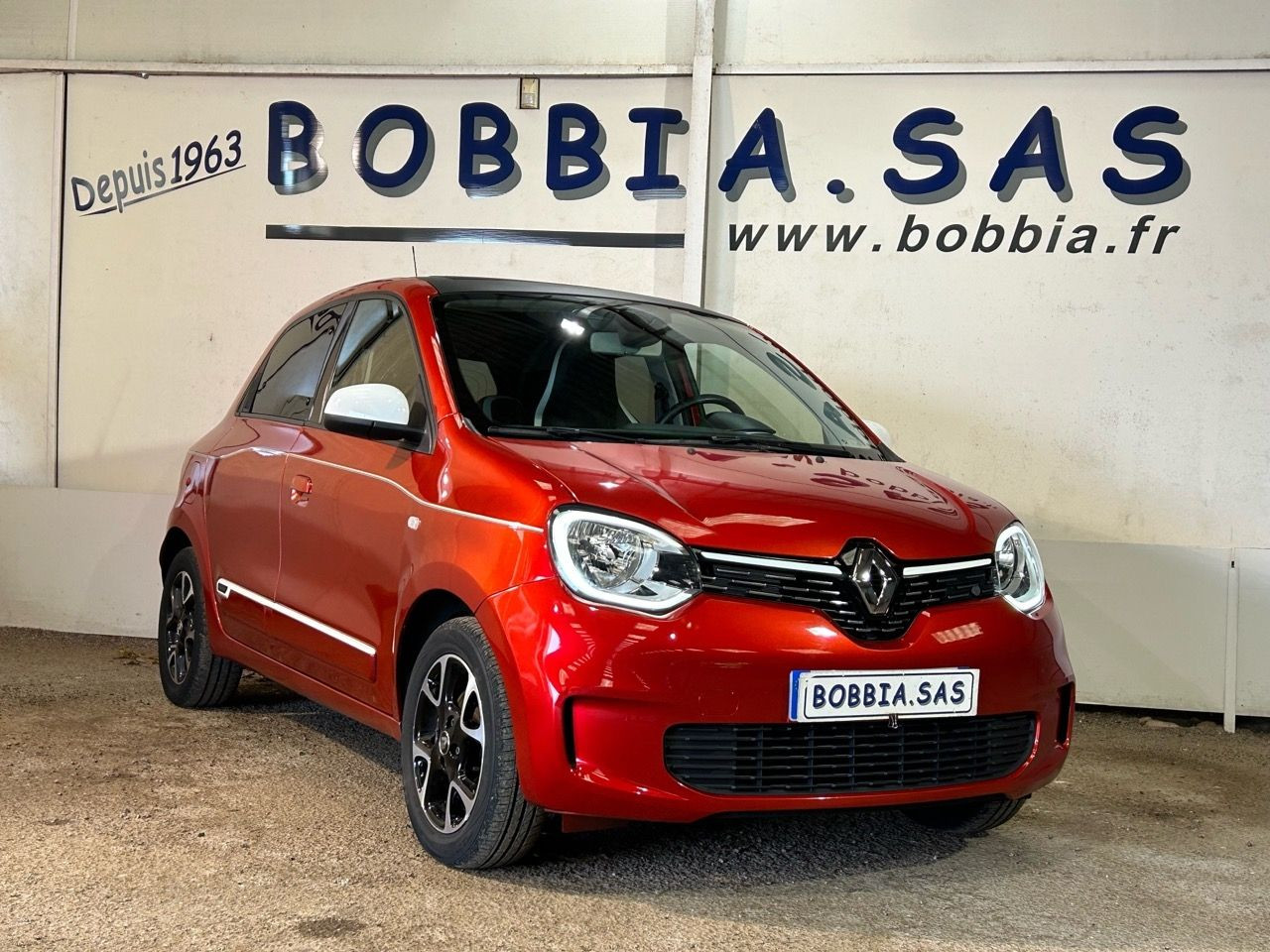 Renault TWINGO III 0.9 TCE 95 INTENS EDC 20 d’occasion à Vauvillers BOBBIA SAS Renault TWINGO III 0.9 TCE 95 INTENS EDC 20 d’occasion à Vauvillers BOBBIA SAS