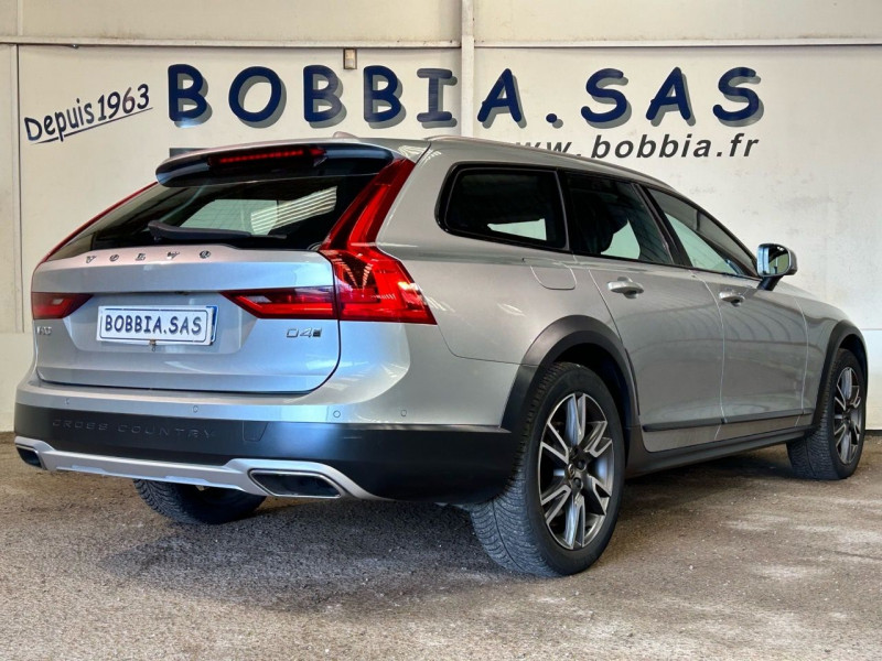 Photo 4 de l'offre de VOLVO V90 CROSS COUNTRY D4 AWD 190CH LUXE GEARTRONIC à 31900€ chez BOBBIA SAS