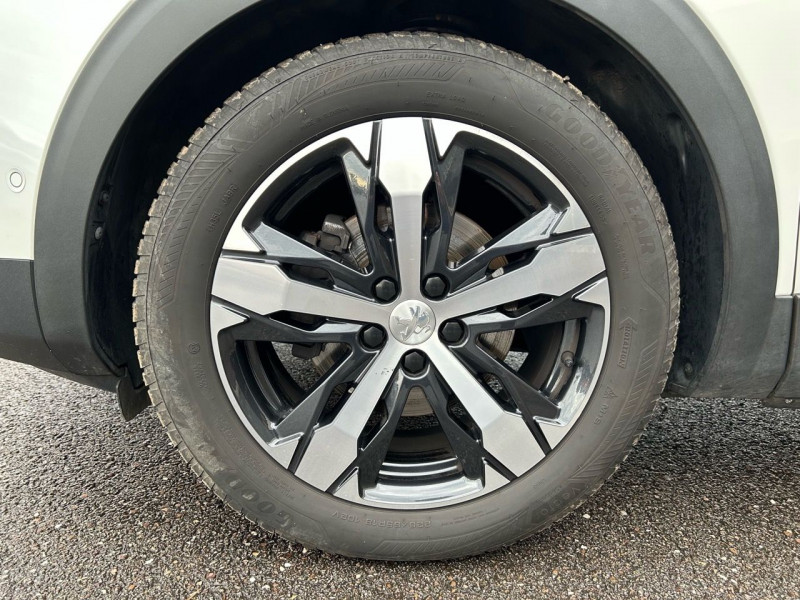 Photo 18 de l'offre de PEUGEOT 3008 1.5 BLUEHDI 130 S&S GT EAT8 à 31990€ chez BOBBIA SAS