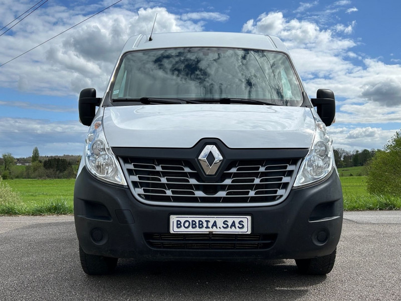 Photo 2 de l'offre de RENAULT MASTER III FG F3300 L2H2 2.3 DCI 130CH GRAND CONFORT EURO6 à 17900€ chez BOBBIA SAS