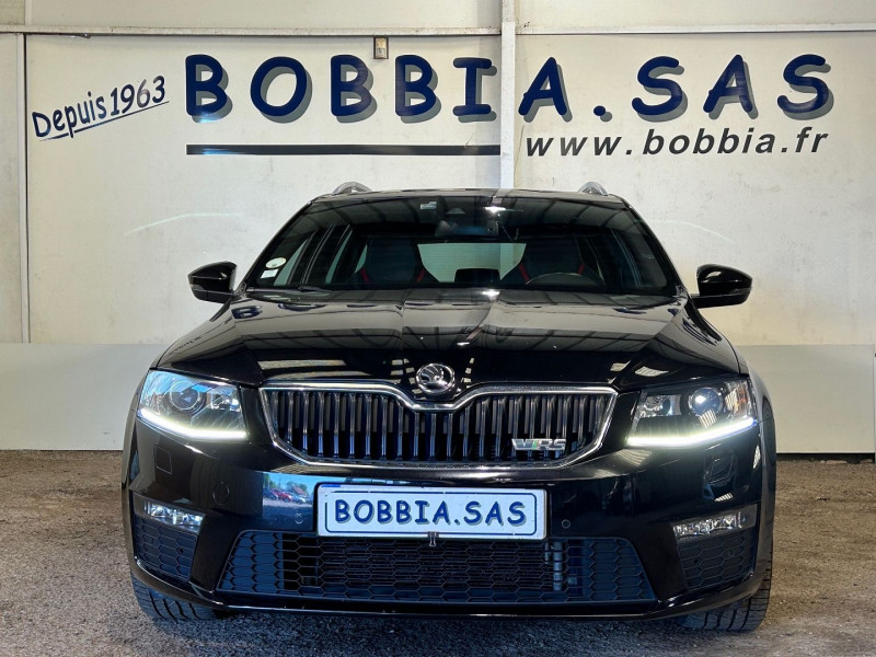 Photo 2 de l'offre de SKODA OCTAVIA BREAK 2.0 TDI 184CH CR FAP RS DSG6 4X4 à 19900€ chez BOBBIA SAS