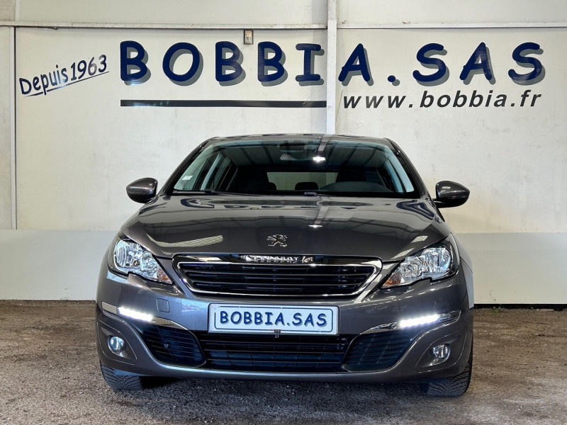 Photo 2 de l'offre de PEUGEOT 308 1.2 PURETECH 82CH ALLURE 5P à 9990€ chez BOBBIA SAS