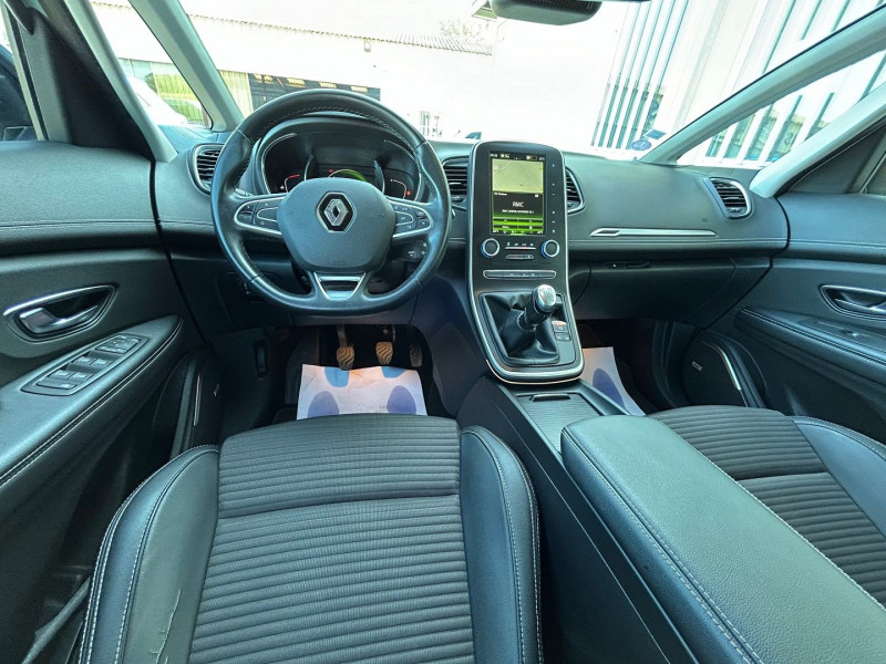 Photo 10 de l'offre de RENAULT SCENIC IV 1.3 TCE 140CH FAP INTENS à 14990€ chez BOBBIA SAS