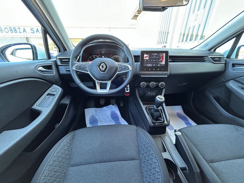 Photo 10 de l'offre de RENAULT CLIO V 1.5 BLUE DCI 100CH BUSINESS 21N à 16490€ chez BOBBIA SAS