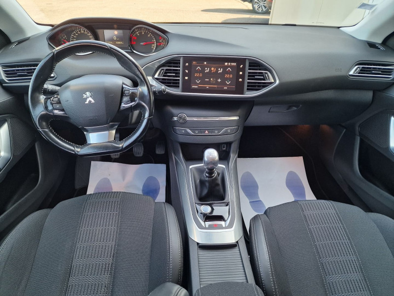 Photo 9 de l'offre de PEUGEOT 308 SW 1.6 BLUEHDI 120CH S&S ALLURE BASSE CONSOMMATION à 12900€ chez BOBBIA SAS