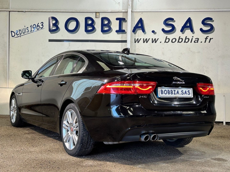 Photo 6 de l'offre de JAGUAR XE 2.0D 180CH PRESTIGE BVA8 à 16990€ chez BOBBIA SAS