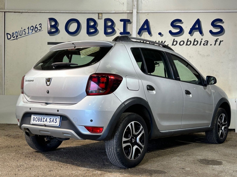 Photo 4 de l'offre de DACIA SANDERO 0.9 TCE 90CH STEPWAY - 19 à 11990€ chez BOBBIA SAS