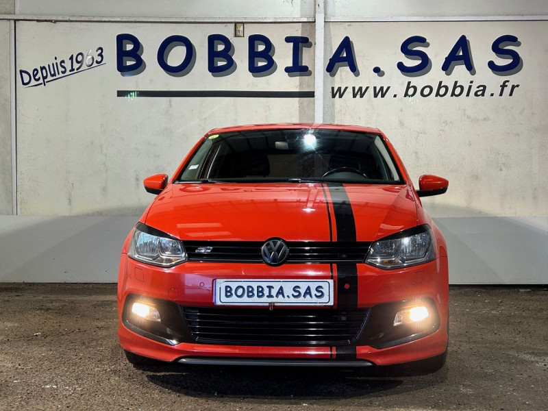 Photo 2 de l'offre de VOLKSWAGEN POLO 1.4 TDI 90CH BLUEMOTION TECHNOLOGY R LINE DSG7 5P à 14990€ chez BOBBIA SAS