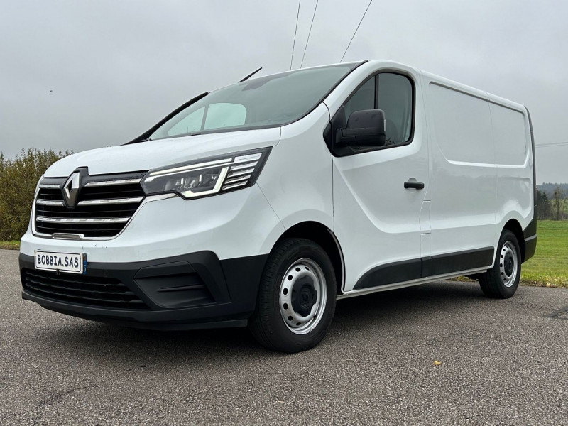 Photo 1 de l'offre de RENAULT TRAFIC III FG L1H1 2T8 2.0 BLUE DCI 130CH GRAND CONFORT à 22990€ chez BOBBIA SAS