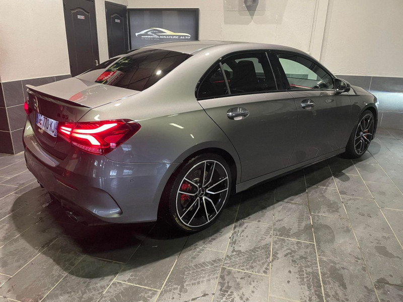 Photo 2 de l'offre de MERCEDES-BENZ CLASSE A BERLINE 35 AMG 306CH 4MATIC 7G-DCT SPEEDSHIFT AMG 19CV à 69990€ chez Signature auto