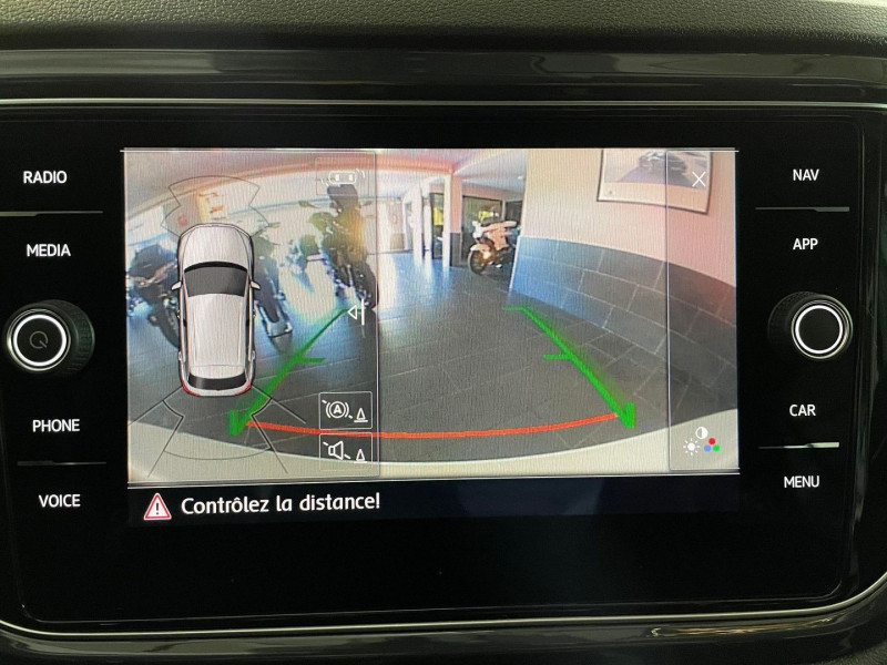 Photo 12 de l'offre de VOLKSWAGEN T-ROC 1.5 TSI EVO 150CH CARAT EURO6D-T à 24990€ chez Signature auto