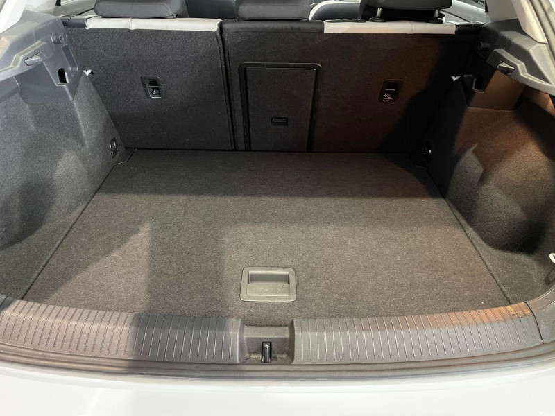 Photo 9 de l'offre de VOLKSWAGEN T-ROC 1.5 TSI EVO 150CH CARAT EURO6D-T à 24990€ chez Signature auto