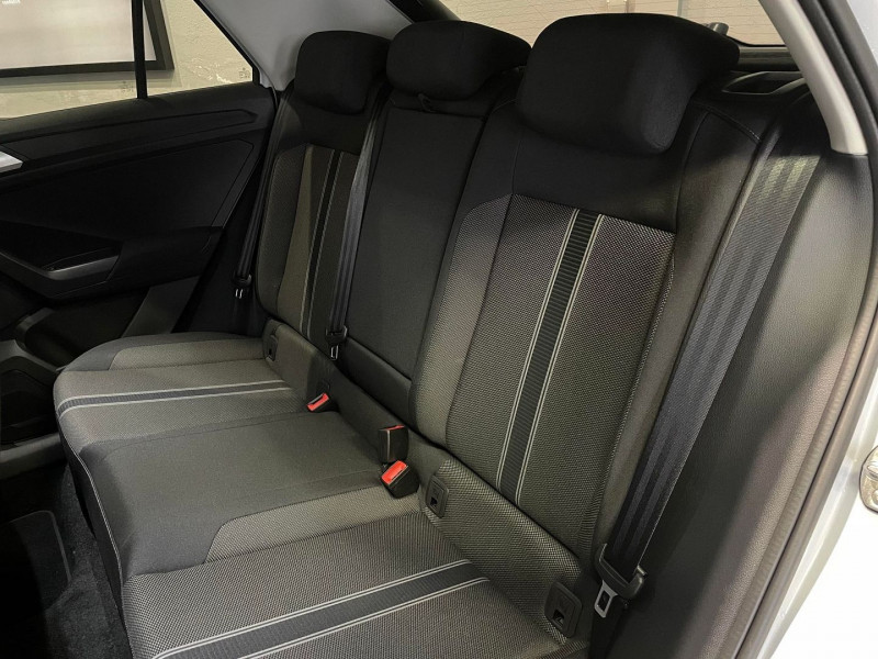 Photo 7 de l'offre de VOLKSWAGEN T-ROC 2.0 TDI 150CH LOUNGE BUSINESS DSG7 145G à 31990€ chez Signature auto