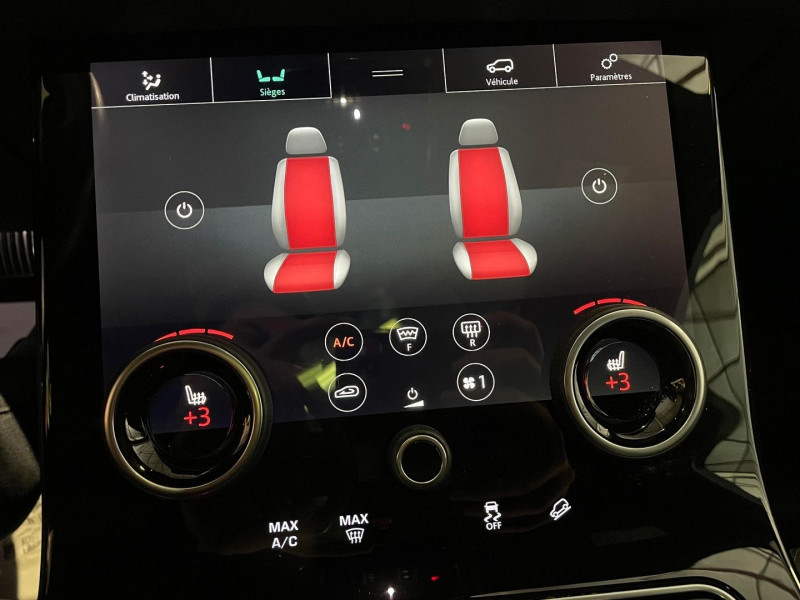 Photo 12 de l'offre de LAND-ROVER RANGE ROVER VELAR 3.0D V6 300CH R-DYNAMIC SE AWD BVA à 64990€ chez Signature auto