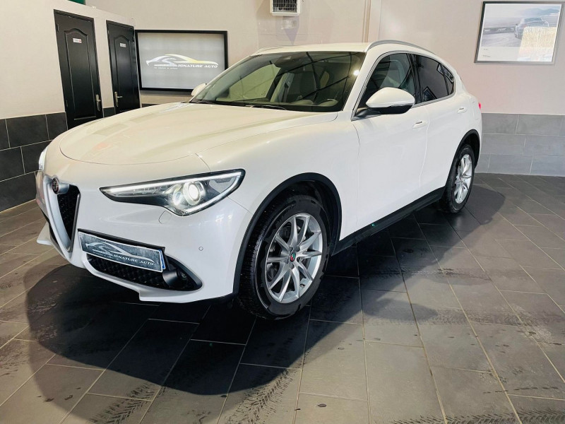Alfa Romeo STELVIO 2.2 DIESEL 210CH LUSSO Q4 AT8 Diesel BLANC Occasion à vendre