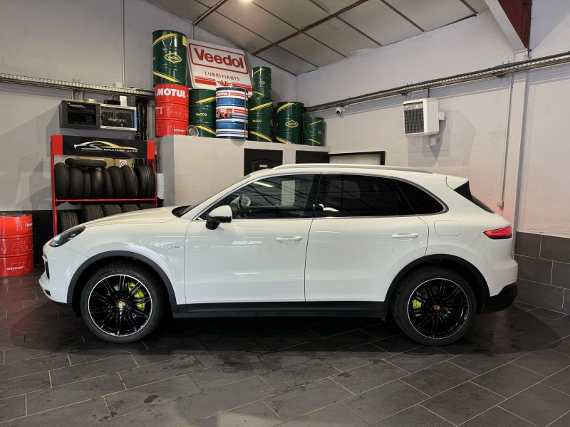 Photo 4 de l'offre de PORSCHE CAYENNE (9YA) 3.0 V6 462CH E-HYBRID à 64990€ chez Signature auto