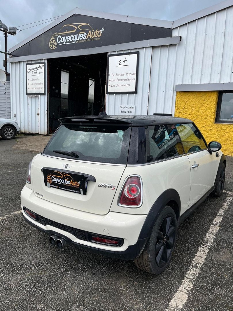 Photo 4 de l'offre de MINI MINI COOPER S 184CH BVA à 11900€ chez Coyecques Auto plus
