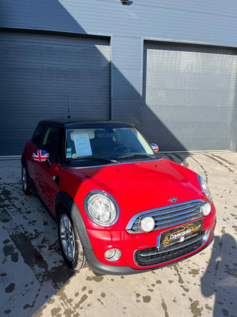 Mini MINI COOPER D 112CH BAKER STREET BVA Diesel ROUGE Occasion à vendre