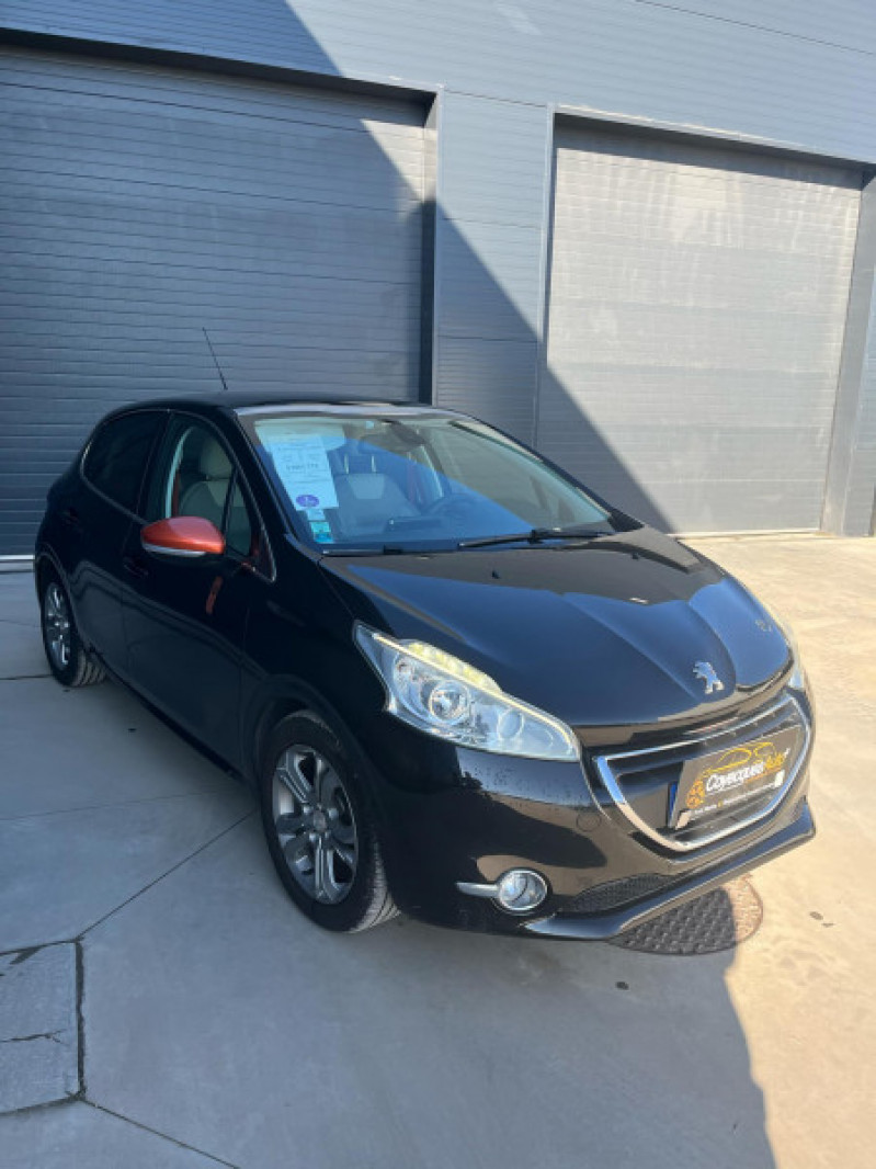 Peugeot 208 1.6 VTI ROLAND GARROS 5P Essence NOIR Occasion à vendre