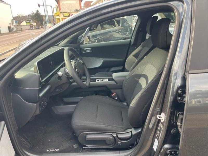 Photo 5 de l'offre de HYUNDAI Ioniq 6 77 kWh 229 ch Intuitive 5P à 49990€ chez APS