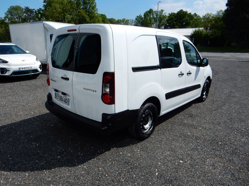 Photo 5 de l'offre de PEUGEOT PARTNER LONG 1.6 BLUEHDI 100CH CABINE APPROFONDIE PRO à 18490€ chez JML Auto