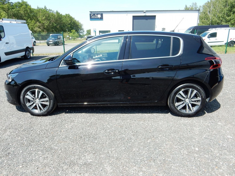 Photo 6 de l'offre de PEUGEOT 308 1.5 BLUEHDI 130CH S&S ALLURE à 20990€ chez JML Auto