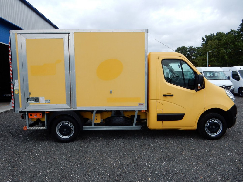 Photo 4 de l'offre de RENAULT MASTER CAISSE 11M3 2.3 DCI 110CH HAYON ELEVATEUR DHOLLANDIA 500KG à 25990€ chez JML Auto