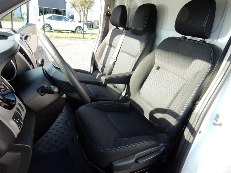 Photo 16 de l'offre de RENAULT TRAFIC III FG L1H1 1.6 DCI 120CH GRAND CONFORT EURO6 à 17990€ chez JML Auto