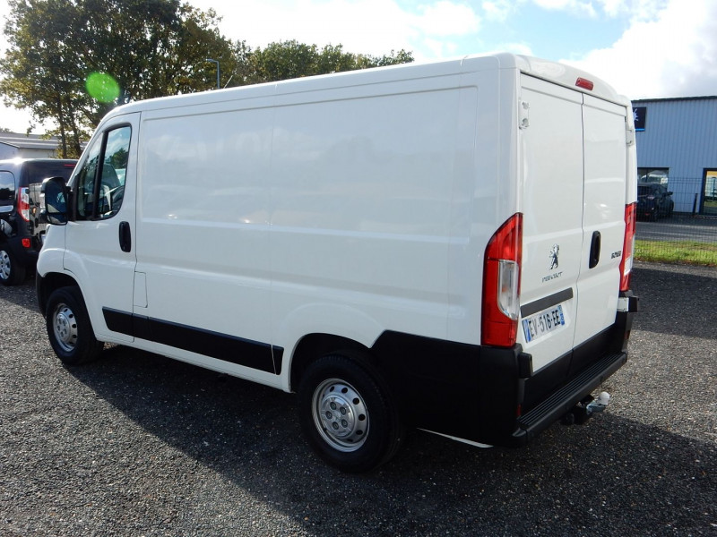 Photo 7 de l'offre de PEUGEOT BOXER FG 330 L1H1 2.0 BLUEHDI 130 PREMIUM PACK à 18990€ chez JML Auto