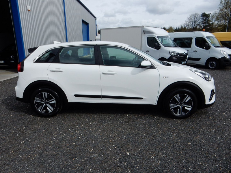Photo 4 de l'offre de KIA NIRO 1.6 GDI 105CH ISG + ELECTRIQUE 43.5CH MOTION DCT6 MY22 à 24990€ chez JML Auto