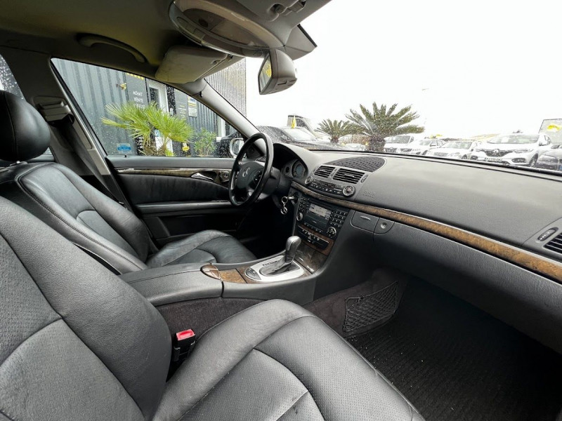 Photo 6 de l'offre de MERCEDES-BENZ CLASSE E 500 PACK LUXE AVANTGARDE BA à 13990€ chez Alliance automobile