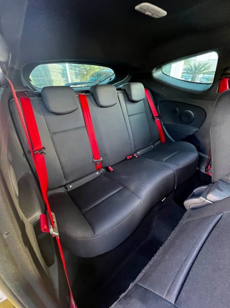 Photo 8 de l'offre de RENAULT MEGANE III COUPE 2.0T 265CH STOP&START RS 2015 à 22990€ chez Alliance automobile