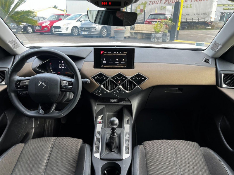 Photo 6 de l'offre de DS DS 3 CROSSBACK PURETECH 100CH SO CHIC à 19990€ chez Alliance automobile