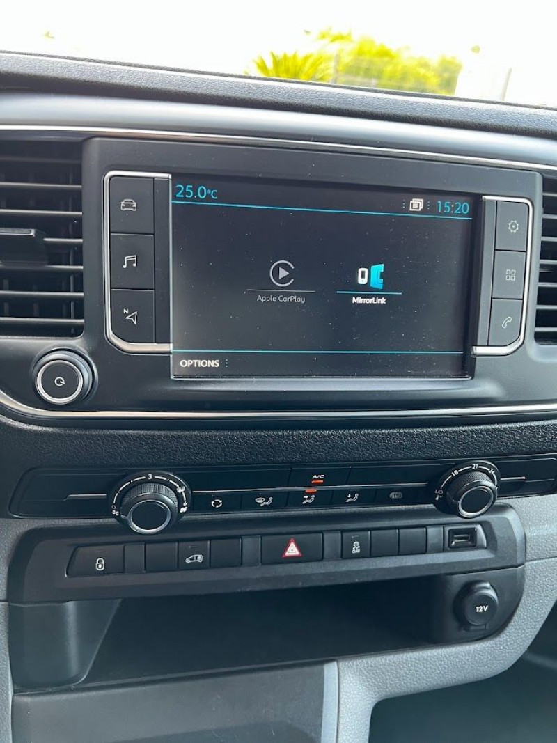 Photo 16 de l'offre de PEUGEOT EXPERT FG COMPACT 1.6 BLUEHDI 115CH PREMIUM PACK S&S à 18990€ chez Alliance automobile
