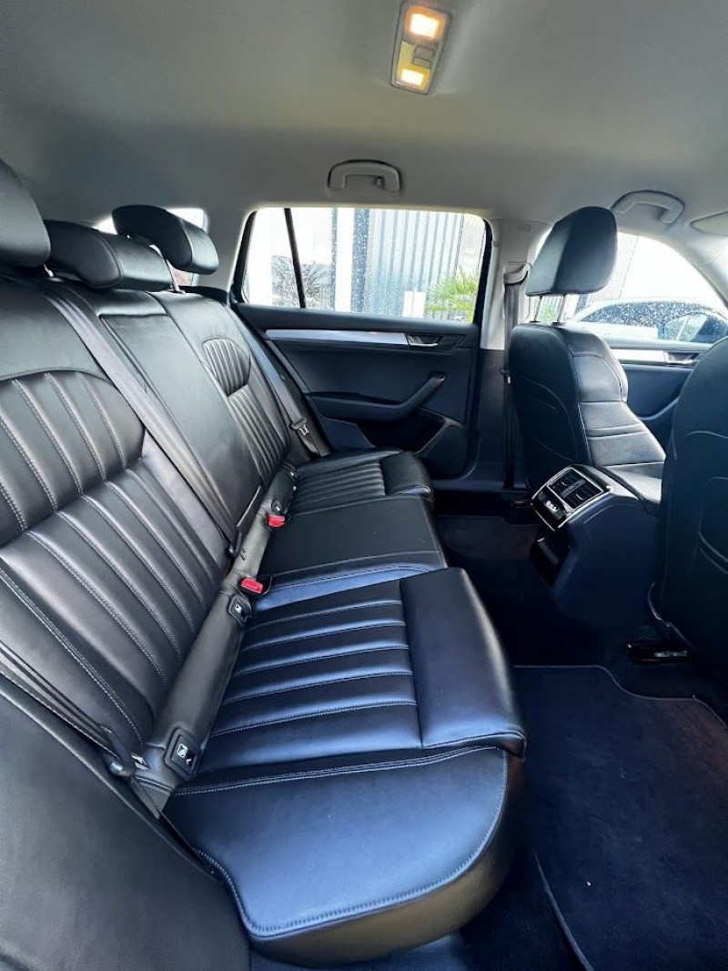 Photo 6 de l'offre de SKODA SUPERB COMBI 1.6 TDI 120 GREENTEC STYLE DSG à 16990€ chez Alliance automobile