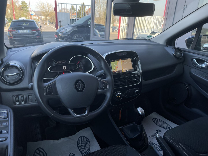 Photo 10 de l'offre de RENAULT CLIO IV ESTATE 1.5 DCI 90CH ENERGY BUSINESS 82G à 12970€ chez Autos Shala