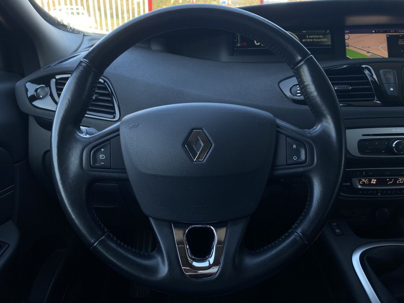 Photo 11 de l'offre de RENAULT SCENIC III 1.6 DCI 130CH ENERGY BUSINESS à 11970€ chez Autos Shala