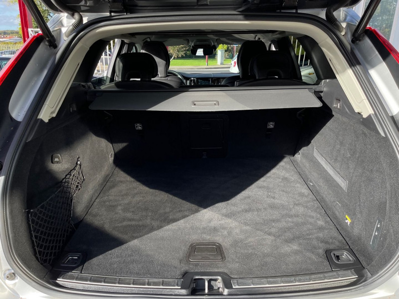 Photo 26 de l'offre de VOLVO XC60 D4 ADBLUE 190CH BUSINESS EXECUTIVE GEARTRONIC à 31970€ chez Autos Shala