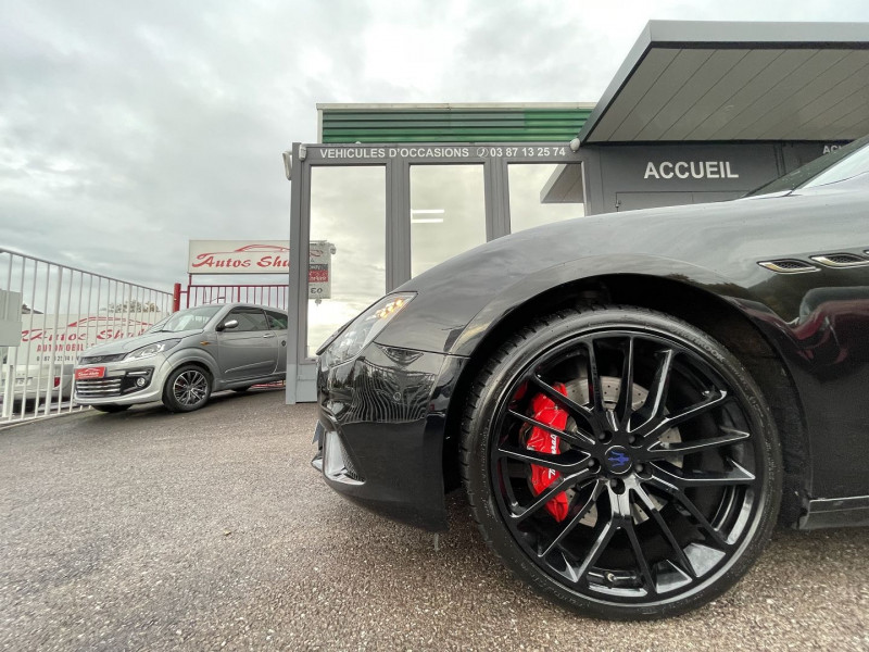 Photo 5 de l'offre de MASERATI GHIBLI 3.0 V6 275CH DIESEL GRANDSPORT à 54970€ chez Autos Shala