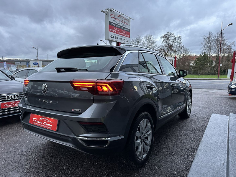 Photo 9 de l'offre de VOLKSWAGEN T-ROC 2.0 TDI 150CH CARAT 4MOTION DSG7 EURO6D-T 132G à 27970€ chez Autos Shala