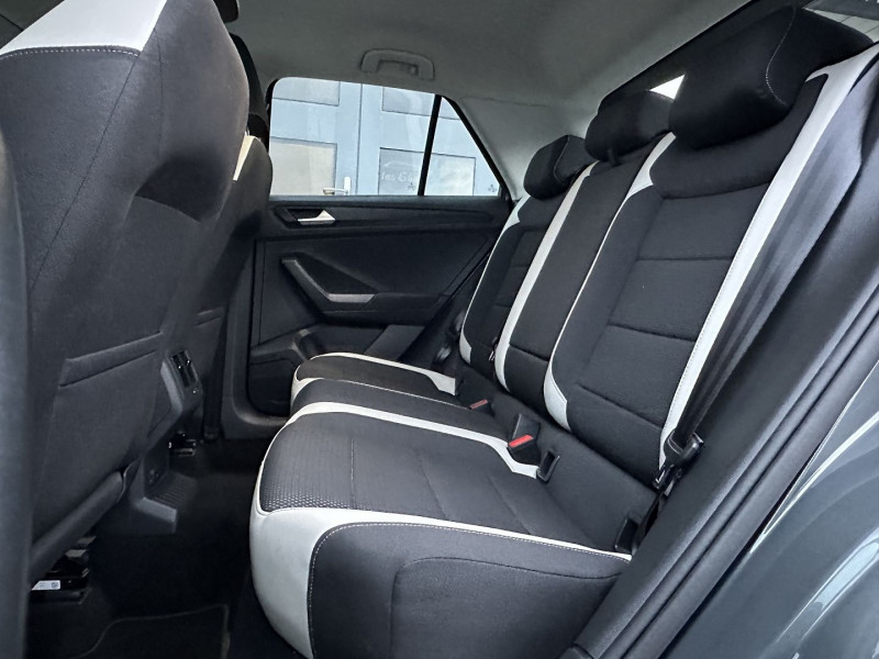 Photo 11 de l'offre de VOLKSWAGEN T-ROC 2.0 TDI 150CH CARAT 4MOTION DSG7 EURO6D-T 132G à 27970€ chez Autos Shala